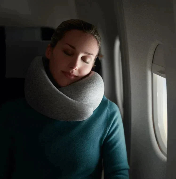 3-in-1™ Travel Set | Ostrich pillow + eye mask for sleeping + earplugs